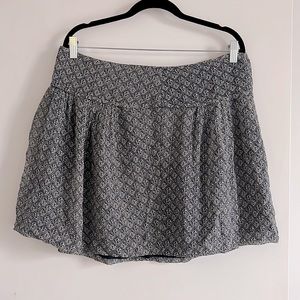 Madewell 100% Silk dark Blue and White Print Mini Skirt